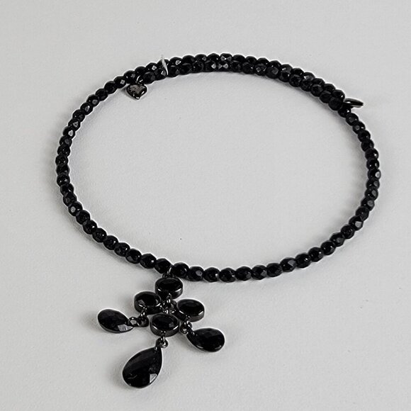 Vintage Carolee Jet Black Glass Collar Necklace 14" Teardrop Pendant Memory Wire - Picture 4 of 9